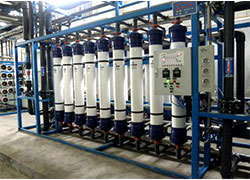 超滤纯水处理设备_锅炉纯水处理设备